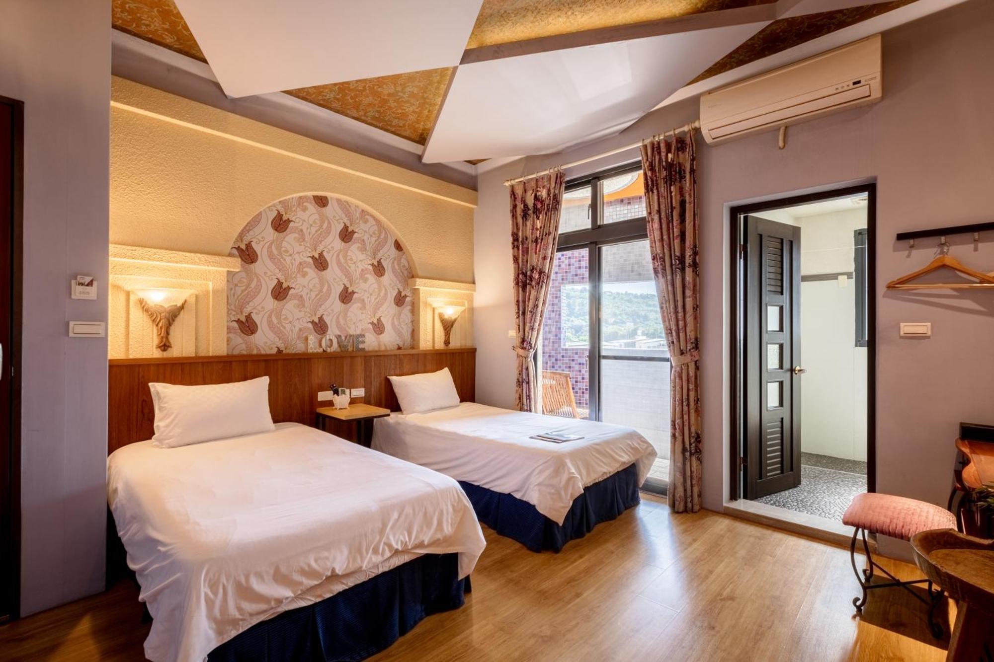 Queen Love Homestay Hualien City Room photo